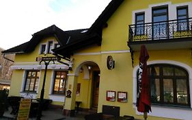 Penzion Kneifel, S.R.O.